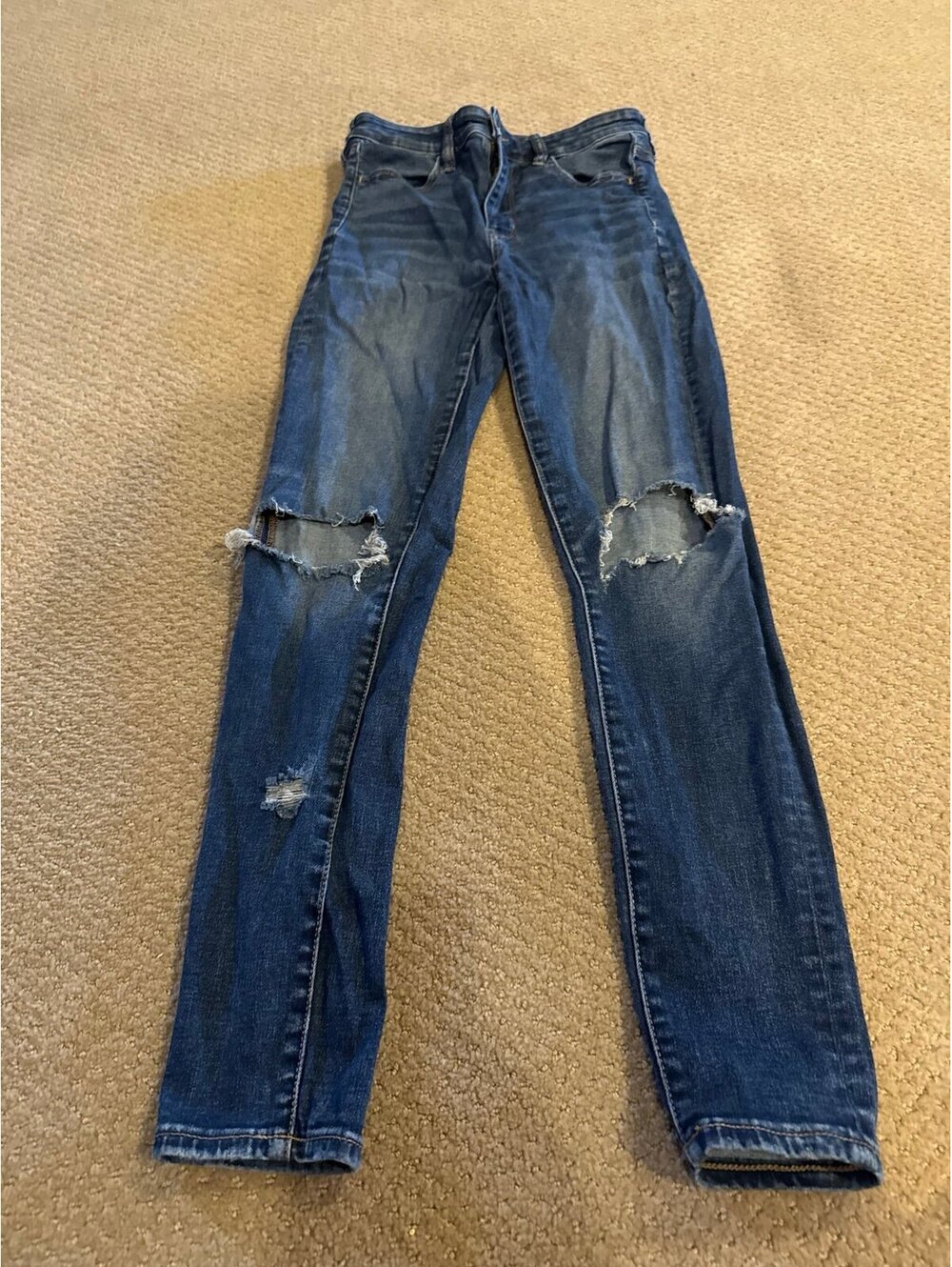 American eagle jeans with holes size 4 regular
